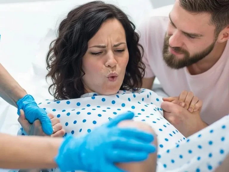 Jordemoder og doula team