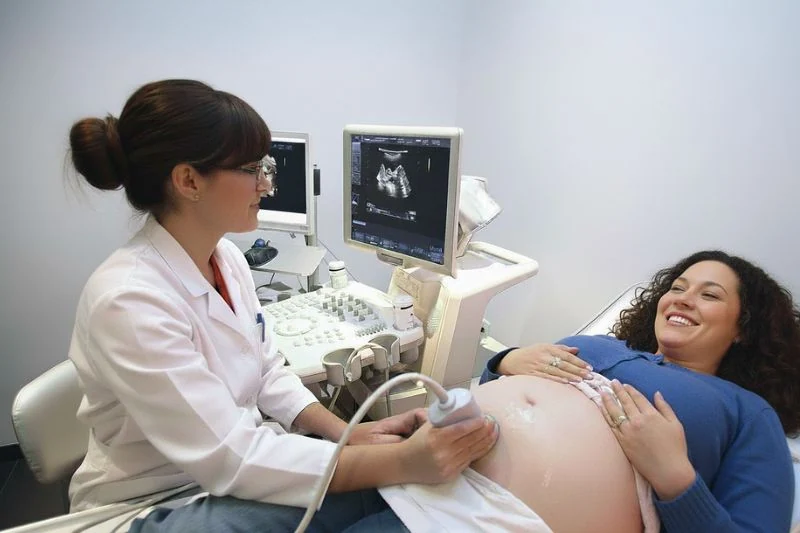 Ultralydsscan af baby i tredje trimester